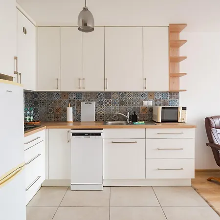 Apartmán Bielany Homely By Bookinghost