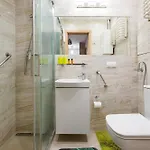 Bielany Homely By Bookinghost *